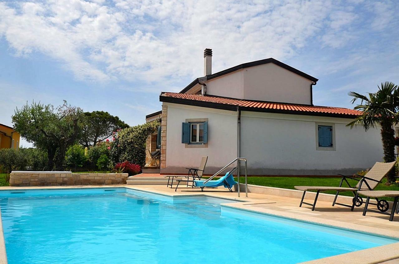 Holiday Home Sverko Novigrad  Exterior photo