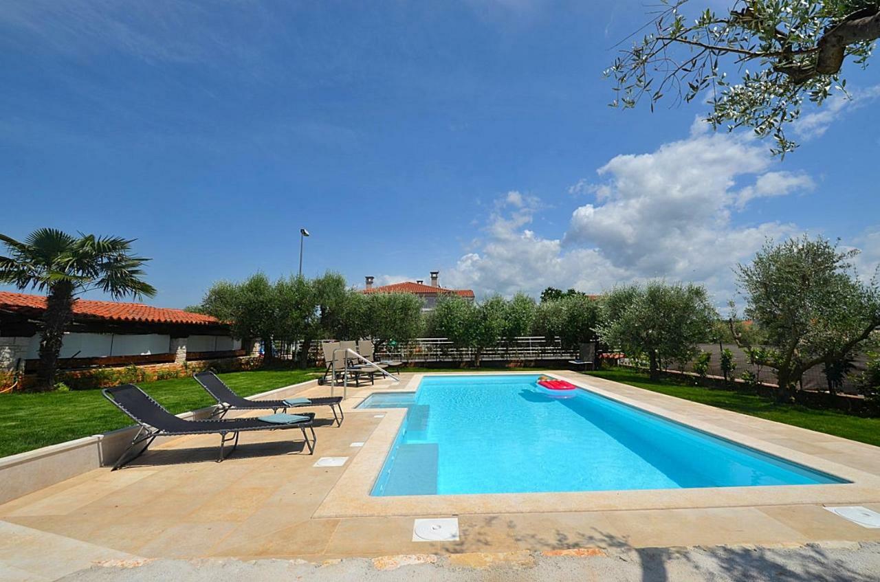 Holiday Home Sverko Novigrad  Exterior photo